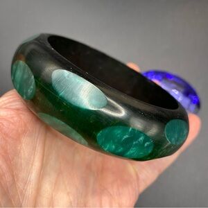 Black Green Cut Chunky Bangle Bracelet